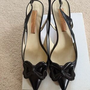 Rupert Sanderson Black Pointed Slingback Heels with Bow Accent
